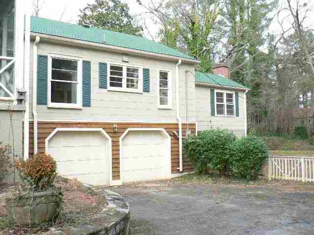 804 West Main Street Walhalla, SC 29691 - Photo 4 of 25 Gallery Image 4