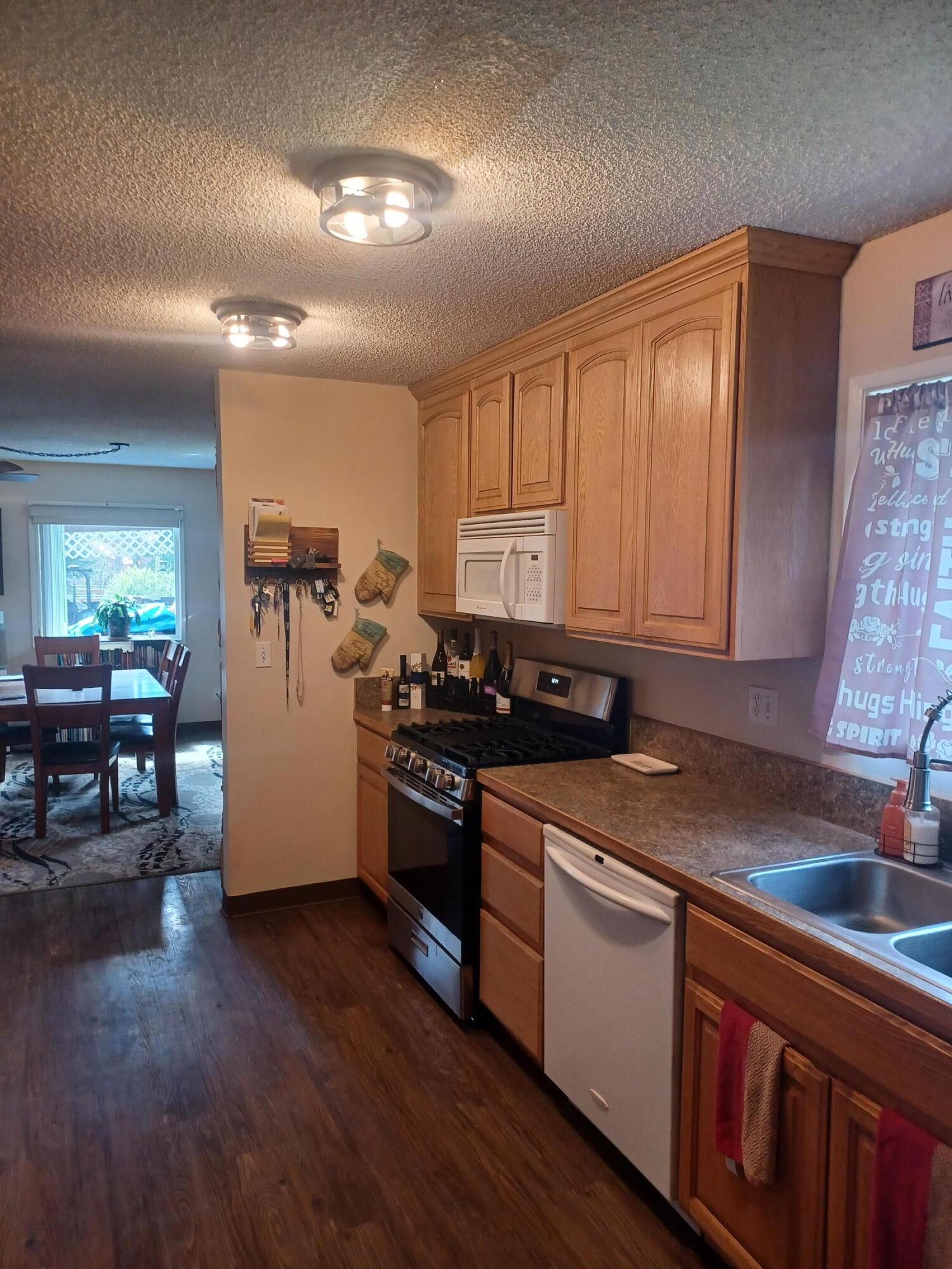 27233 Rocky Point Road Klamath Falls, OR 97601 - Photo 9 of 85