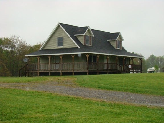 160 Lower Anglins Crk Rd Mount Nebo, WV