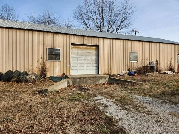 $220,000 | 4182 Southwest K Street, Foster, MO 64745