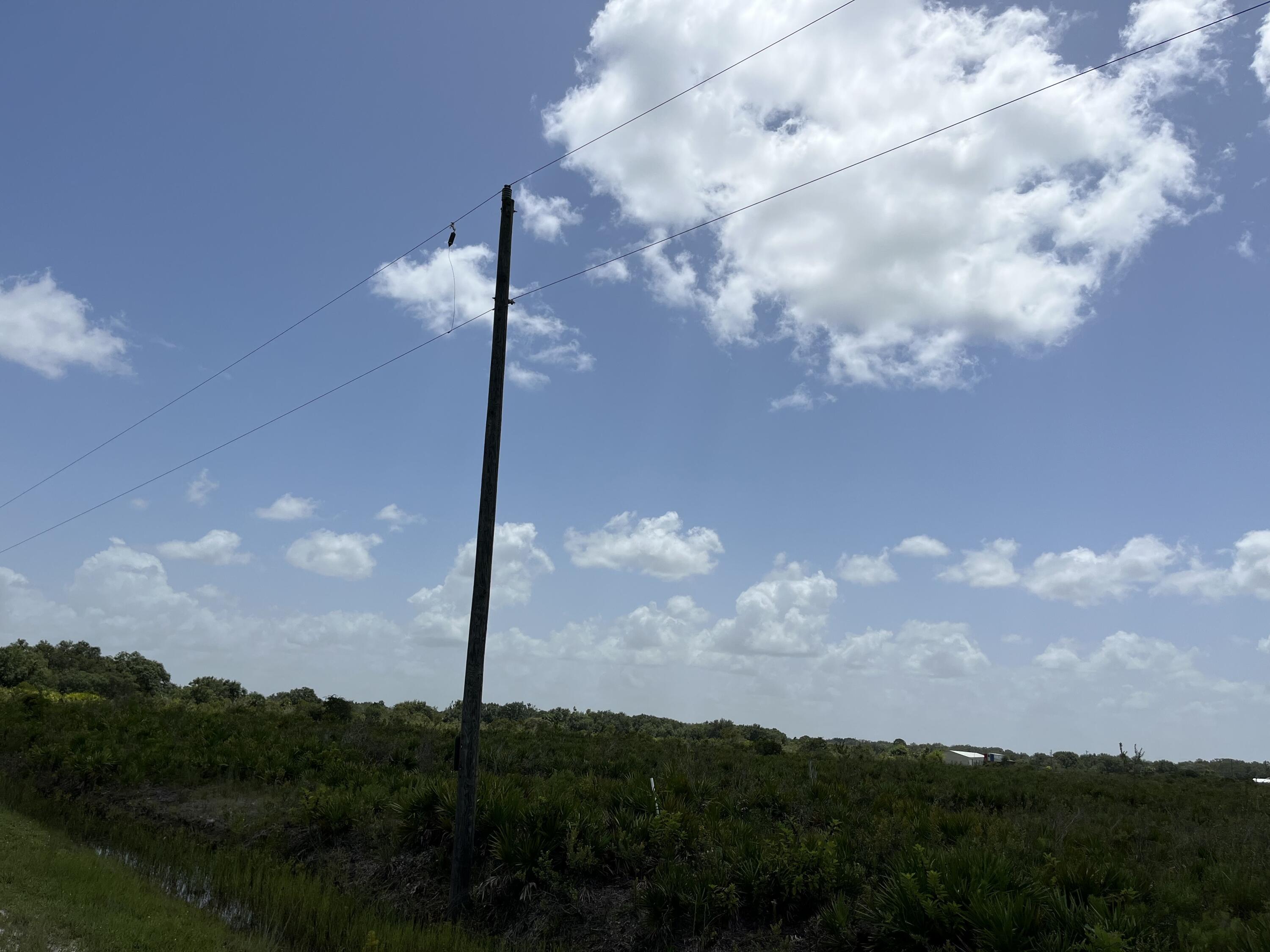 20106 Northwest 254th Street Okeechobee, FL 34972 - Photo 7 of 9 a view of a city