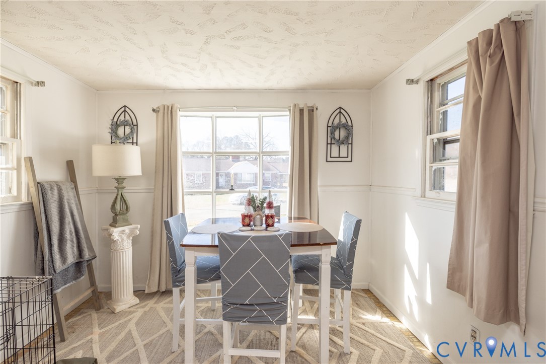 24601 Callear Road Petersburg, VA 23803 - Photo 7 of 32 a dining room with furniture and window
