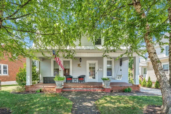 $420,000 | 507 South College Avenue, Salem, VA 24153