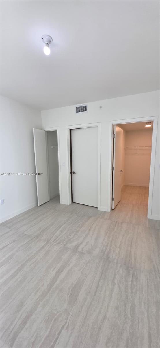 77 Southeast 5th Street, Unit 2108 Miami, FL 33131 - Photo 14 of 18