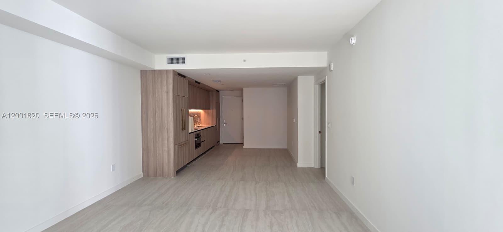 77 Southeast 5th Street, Unit 2108 Miami, FL 33131 - Photo 5 of 18