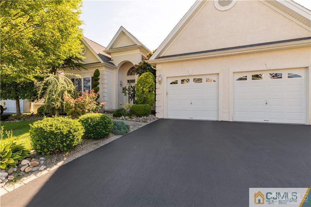17 Tamarack Road Monroe Township, NJ 08831 - Photo 1 of 35 Gallery Image 1