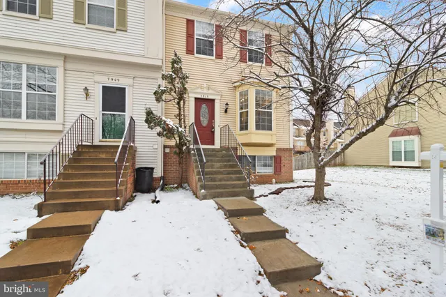 $514,900 | 7913 Rebel Walk Drive, Manassas, VA 20109