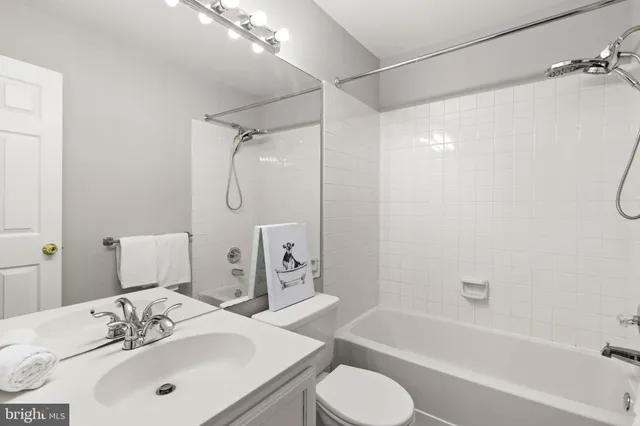 $514,900 | 7913 Rebel Walk Drive, Manassas, VA 20109