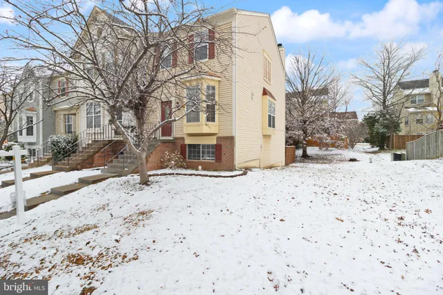 $514,900 | 7913 Rebel Walk Drive, Manassas, VA 20109