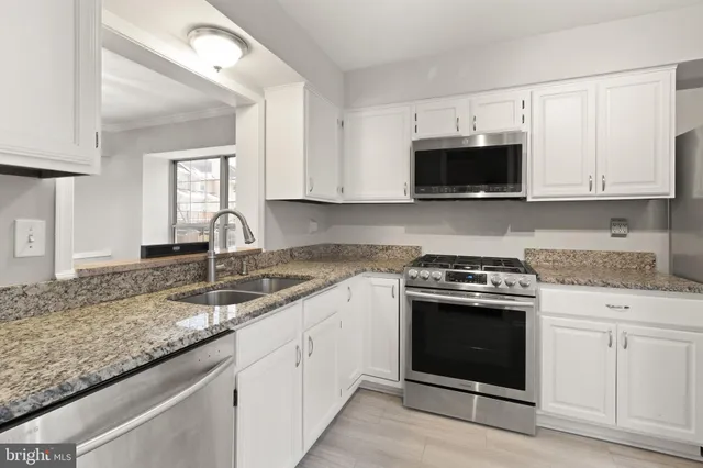 $514,900 | 7913 Rebel Walk Drive, Manassas, VA 20109