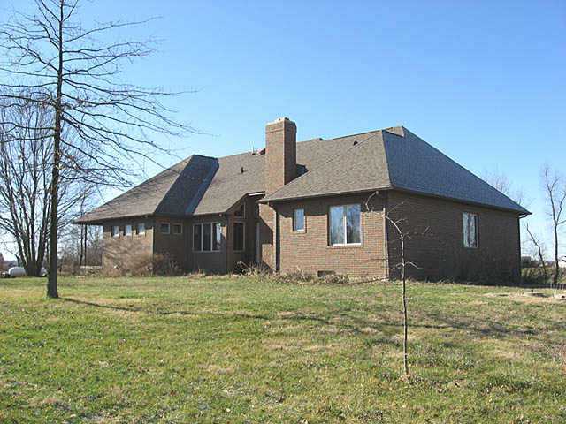 6515 Busey Road Pickerington, OH 43147 - Photo 2 of 10