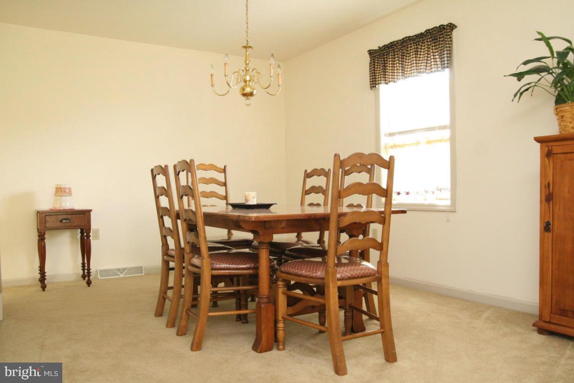 17 Tumbling Run Lititz, PA 17543 - Photo 6 of 7 Gallery Image 6