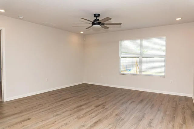 $2,100 | 216 Laurel Hl Street, Crestview, FL 32539