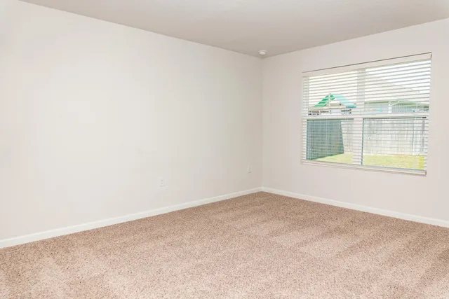 $2,100 | 216 Laurel Hl Street, Crestview, FL 32539