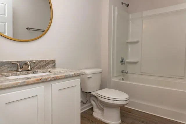 $2,100 | 216 Laurel Hl Street, Crestview, FL 32539