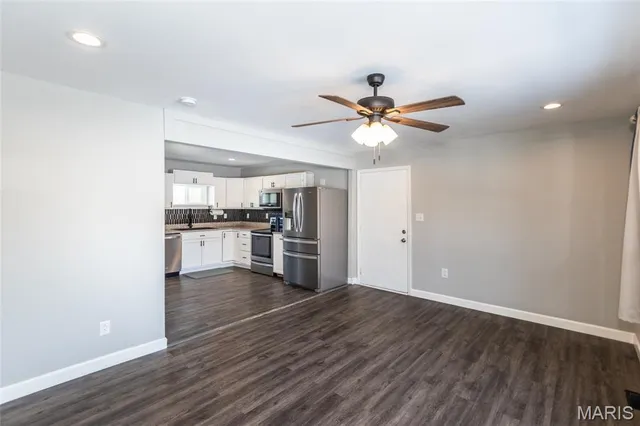 $255,000 | 816 Crestland Drive, Ballwin, MO 63011