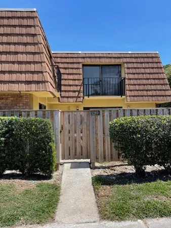 $1,800 | 5269 Middle Court, Unit 130, Orlando, FL 32811