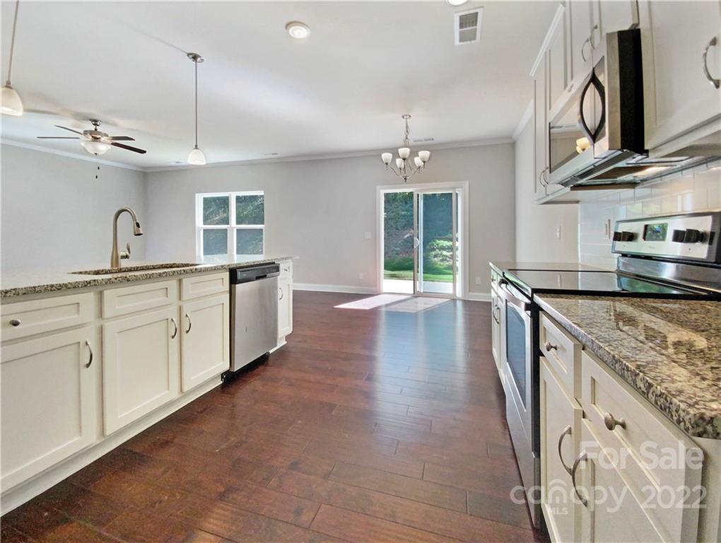 1009 Pecan Ridge Road Fort Mill, SC 29715 - Photo 4 of 26 Gallery Image 4