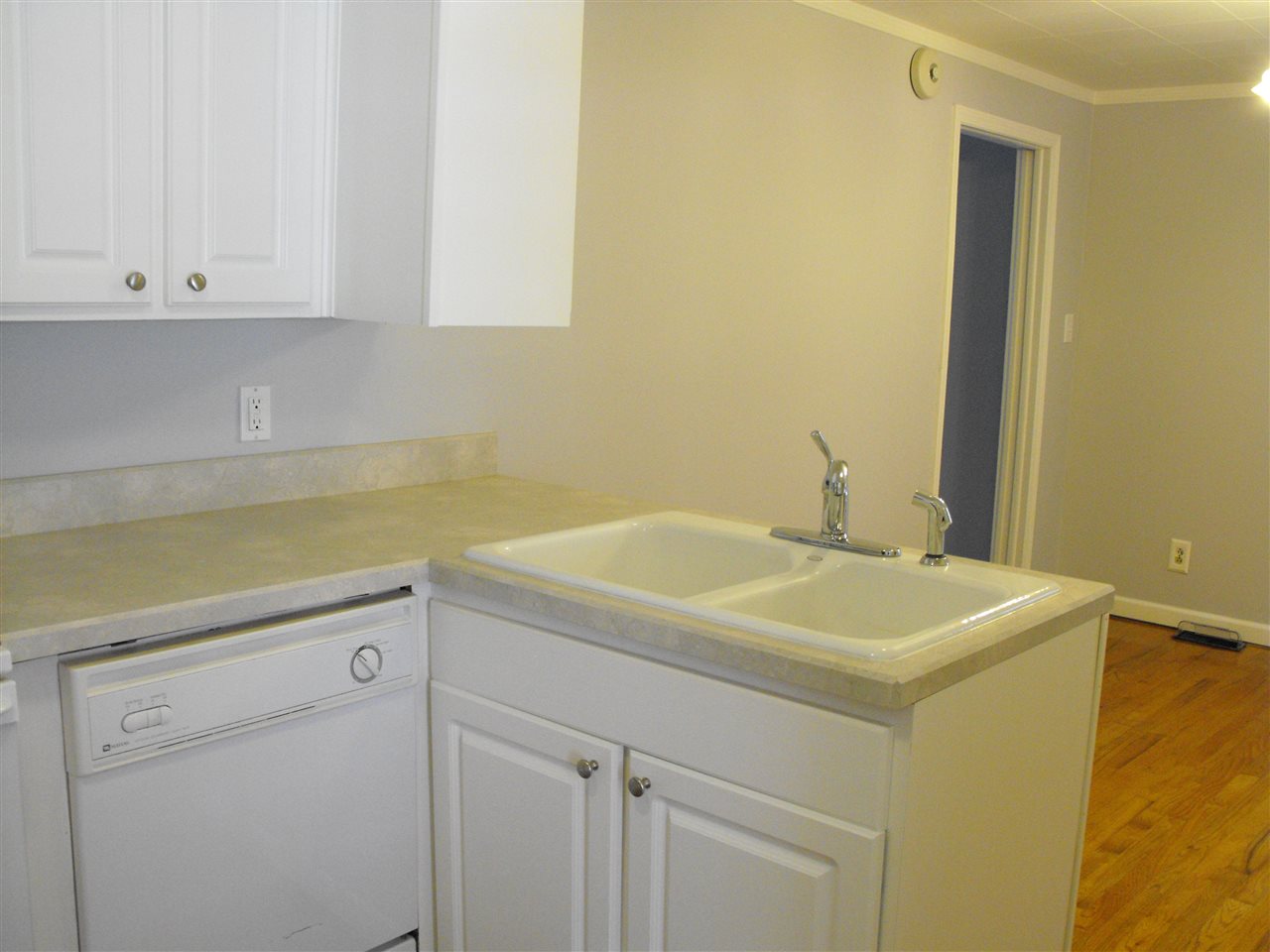 3143 Coldwater Road Mount Morris, MI 48458 - Photo 4 of 46 31391346-3.JPG