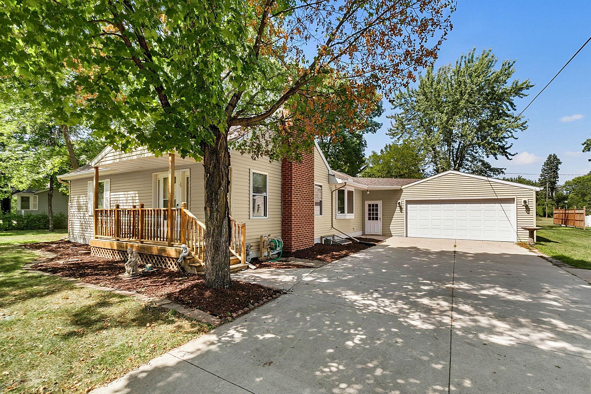 21 Traverse Road St. Cloud, MN 56301 - Photo 2 of 29 Gallery Image 2