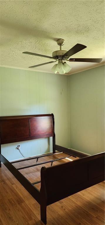 205 Glenview Terrace Winder, GA 30680 - Photo 30 of 31 a room with a bed