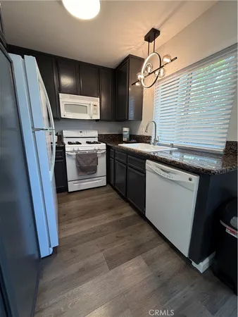 $485,000 | 824 North Pasadena Avenue, Unit 11, Azusa, CA 91702