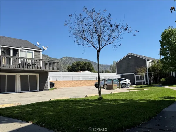 $485,000 | 824 North Pasadena Avenue, Unit 11, Azusa, CA 91702