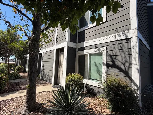 $485,000 | 824 North Pasadena Avenue, Unit 11, Azusa, CA 91702