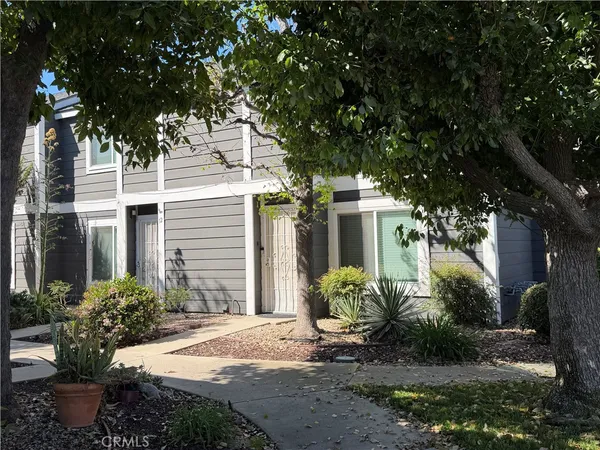 $485,000 | 824 North Pasadena Avenue, Unit 11, Azusa, CA 91702