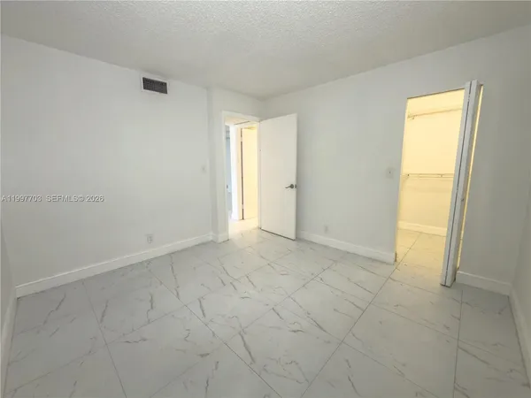 $2,100 | 605 South State Road 7, Unit 1D, Margate, FL 33068