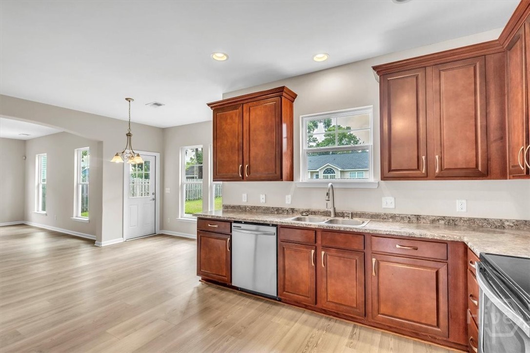 6 Amherst Way Savannah, GA 31419 - Photo 18 of 47