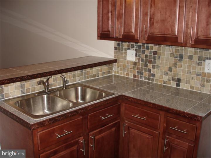 1235 Perry Street Reading, PA 19604 - Photo 11 of 25 Kitchen