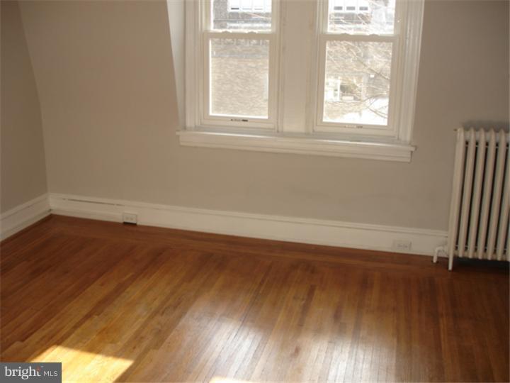 1235 Perry Street Reading, PA 19604 - Photo 16 of 25 Bedroom 4
