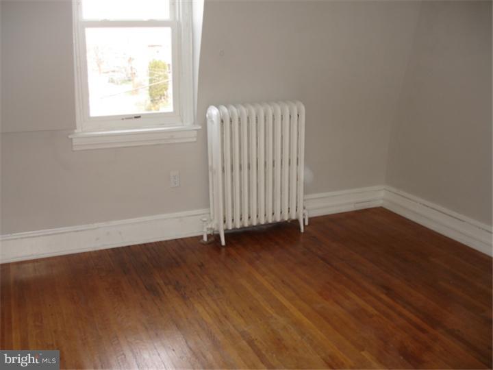 1235 Perry Street Reading, PA 19604 - Photo 17 of 25 Bedroom 4