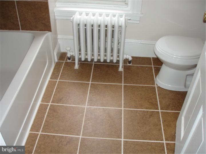 1235 Perry Street Reading, PA 19604 - Photo 21 of 25 Bathroom