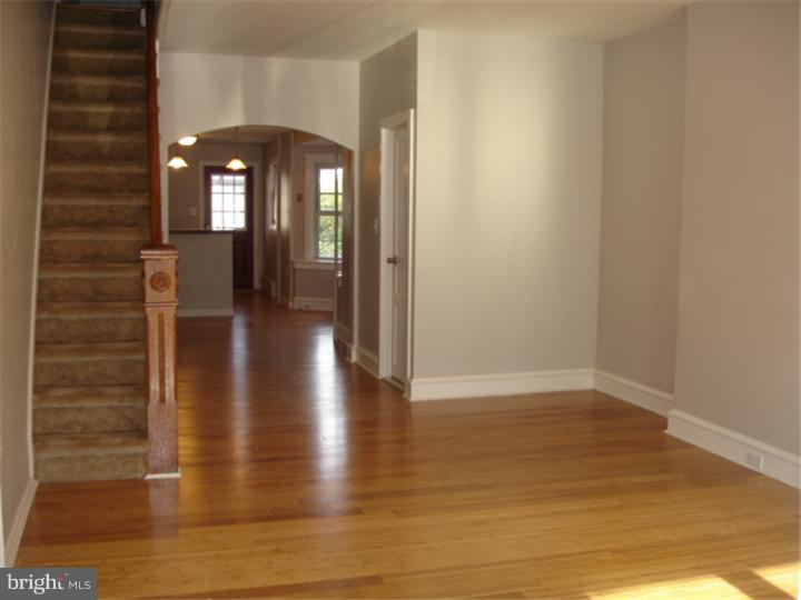 1235 Perry Street Reading, PA 19604 - Photo 4 of 25 Living Room