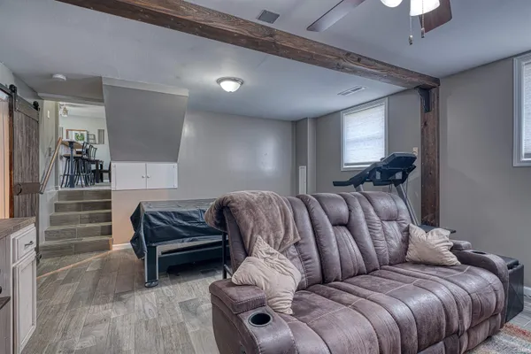 $249,500 | 313 West Buena Vista Road, Evansville, IN 47710