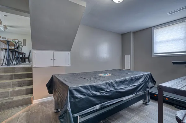 $249,500 | 313 West Buena Vista Road, Evansville, IN 47710