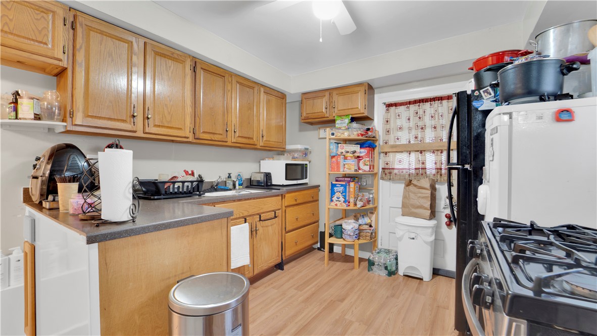 28 Myrtle Street Rochester, NY 14606 - Photo 4 of 12