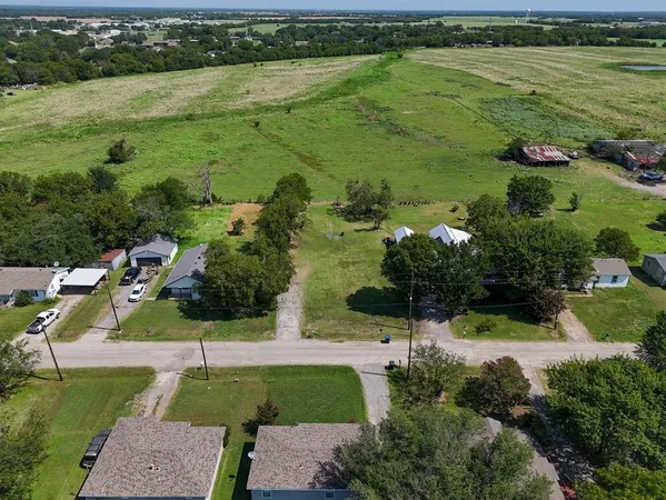 $75,000 | 2501 McFarland, Caddo Mills, TX 75135