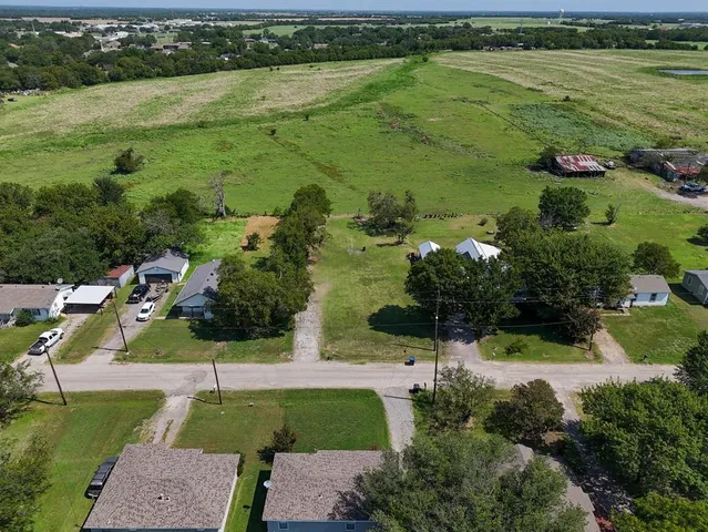 $75,000 | 2501 McFarland, Caddo Mills, TX 75135