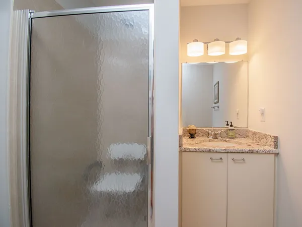 $1,700 | 66 Woodland Drive, Unit 106, Vero Beach, FL 32962