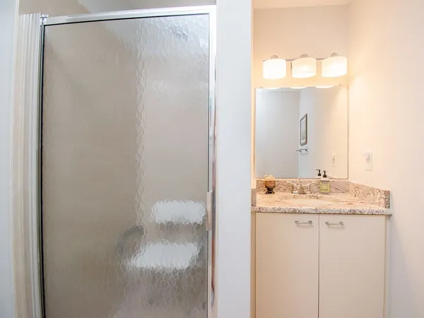 $1,700 | 66 Woodland Drive, Unit 106, Vero Beach, FL 32962