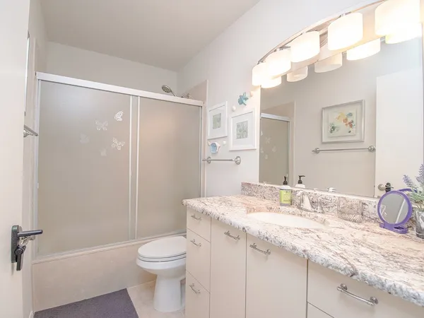 $1,700 | 66 Woodland Drive, Unit 106, Vero Beach, FL 32962