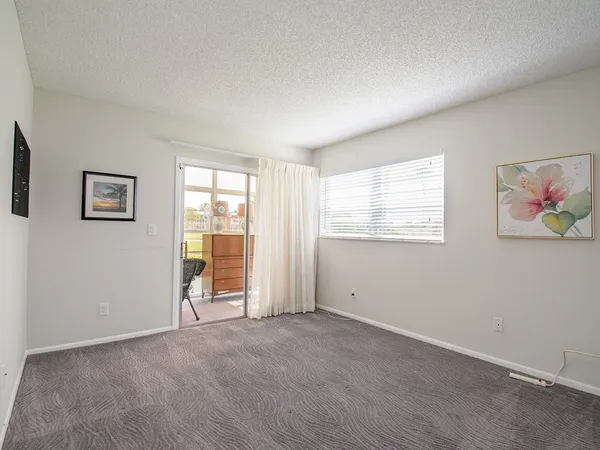 $1,700 | 66 Woodland Drive, Unit 106, Vero Beach, FL 32962