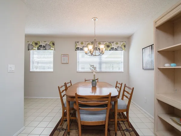 $1,700 | 66 Woodland Drive, Unit 106, Vero Beach, FL 32962