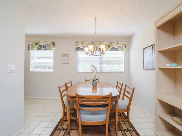 $1,700 | 66 Woodland Drive, Unit 106, Vero Beach, FL 32962