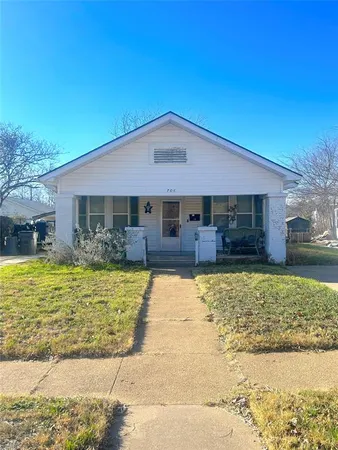 $135,000 | 706 Virginia Street, Graham, TX 76450