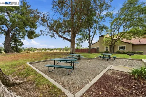 $648,000 | 1379 Chateau Common, Livermore, CA 94550