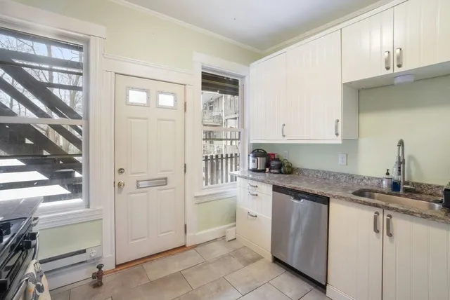 $2,500 | 3 Ridgemont Street, Unit 3, Boston, MA 02134